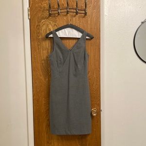Banana Republic Sleeveless Dress. Size 0P. Fitted and classy.